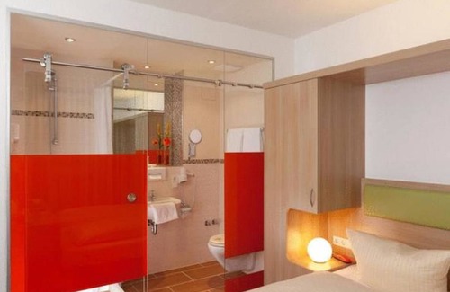 Amerikanersiedlung Hotel | Hotel Aviva