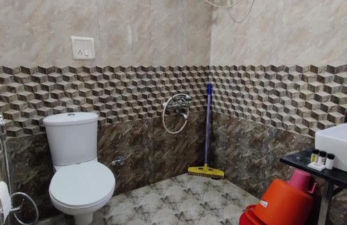 Chachian Bed & Breakfast | Hotel Bagora Heights