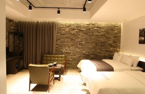 Guwol-dong Hotel | Hotel Banwol