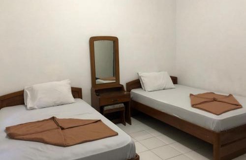 Sidomulyo Hotel | Hotel Baru Inn Batu RedPartner