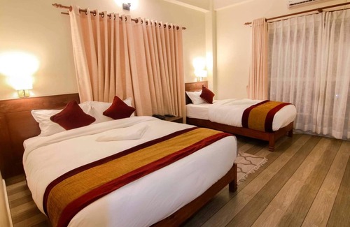 Pokhara Hotel | Hotel Basanta inn