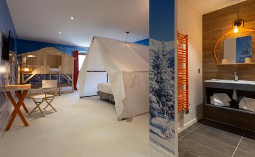 Bourg-Saint-Maurice Hotel | Hotel Base Camp Lodge - Bourg Saint Maurice