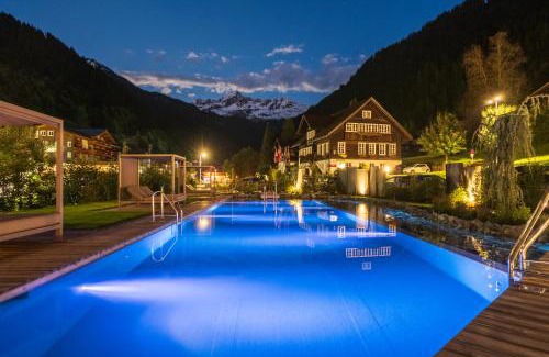 Silbertal Hotel | Hotel Bergkristall
