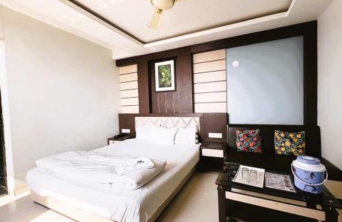 New Digha Hotel | Hotel Big Boss,New Digha 150M from the Beach With AC and Non Room