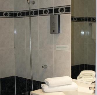 Marigny-Saint-Marcel Hotel | Hotel Blanc