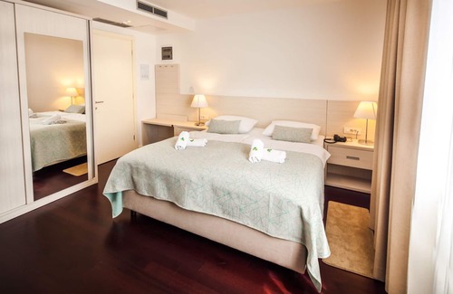 Tijesno Hotel | Hotel Borovnik
