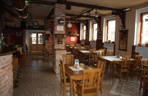 Mochov Hotel | Hotel Bouček
