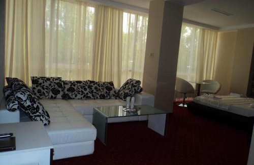 Neptun Hotel | Hotel Boutique Shine