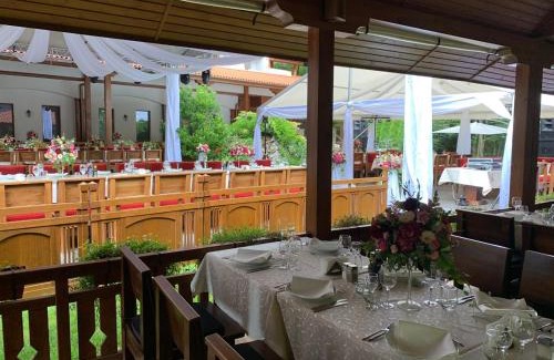Chernevtsi Hotel | Hotel Bozhentsi