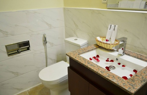 Mayangone Hotel | Hotel Broadway Yangon