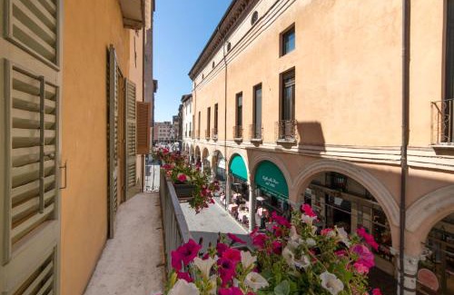 Old Town Hotel | Hotel Broletto - Centro Storico