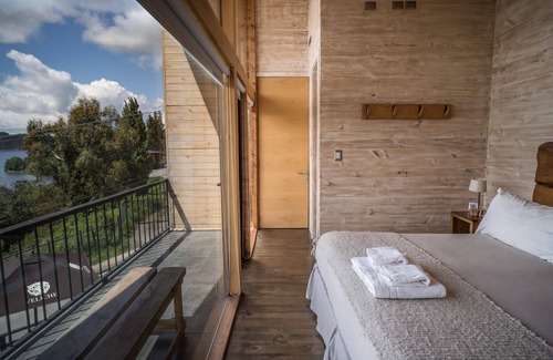 Castro Hotel | Hotel & Cafe Veliche
