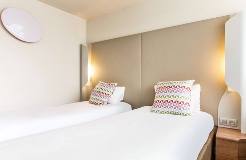 Conflans-Sainte-Honorine Hotel | Hotel Campanile Conflans Sainte Honorine
