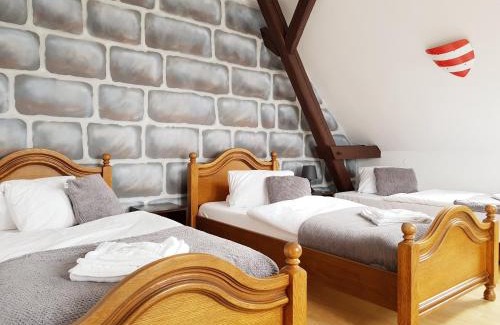 Tisa Hotel | Hotel Camelot