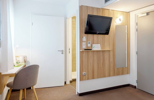 Talange Hotel | Hotel Campanile Metz Nord - Talange