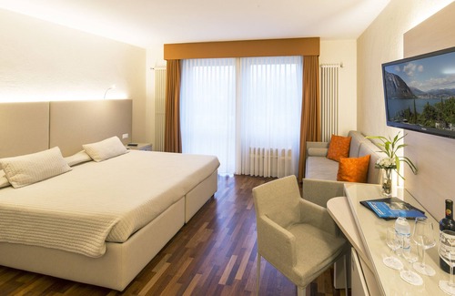 Bissone Hotel | Hotel Campione