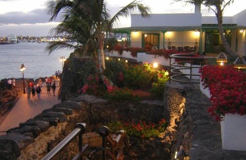 Playa Blanca Hotel | Hotel Casa Del Embajador