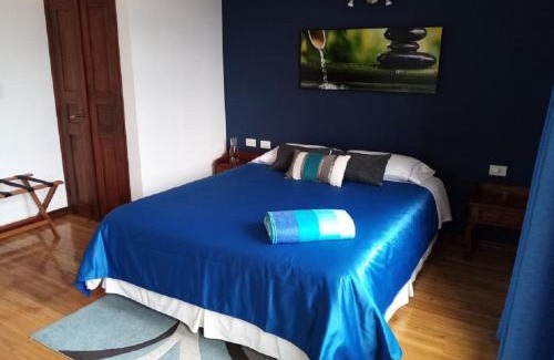 Quito Historic Center Hotel | Hotel Casa Ecuatreasures Centro Historico