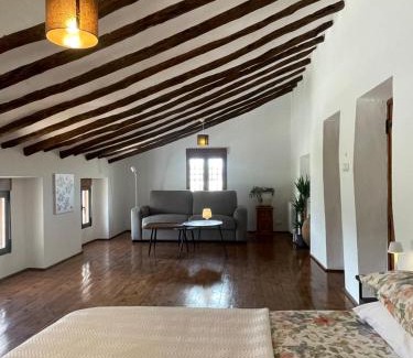 La Almudema Hotel | Hotel Casa Pedro Barrera