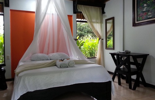 Katira Cabin | Hotel Catarata Río Celeste