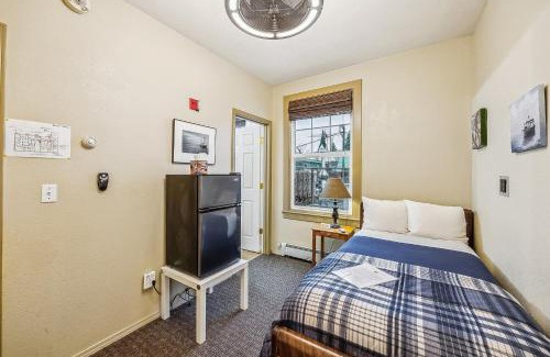 Cathlamet Hotel | Hotel Cathlamet