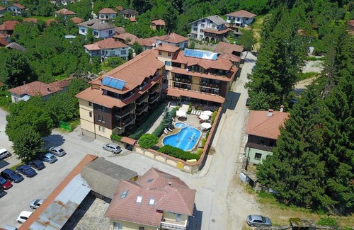 Apriltsi Hotel | Hotel Center