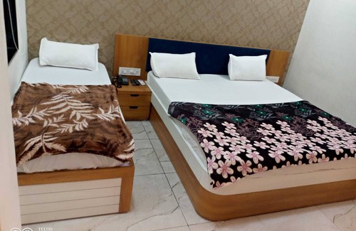 Halvad House | hotel center point guesthouse