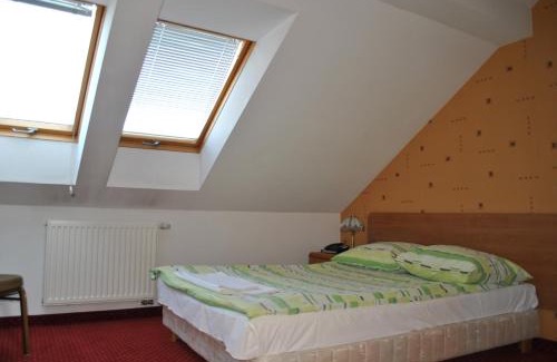 Teresin Hotel | Hotel Chabrowy Dworek