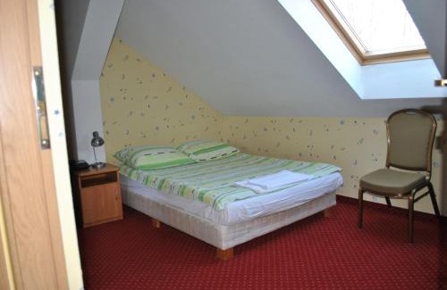 Teresin Hotel | Hotel Chabrowy Dworek