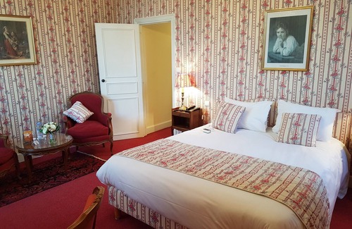 Gilly-les-Citeaux Hotel | Hotel Chateau de Gilly