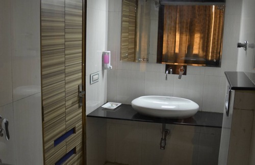 Sector 22 Hotel | Hotel Citi Heights