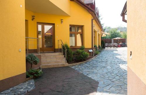 Lucenec Hotel | Hotel Clavis