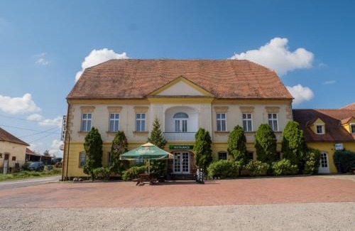Vranovska Ves Hotel | Hotel Club