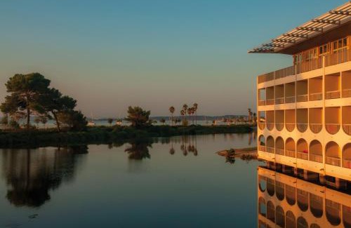 Toulon - Hyeres Hotel | Hotel Club Le Plein Sud Vacances Bleues