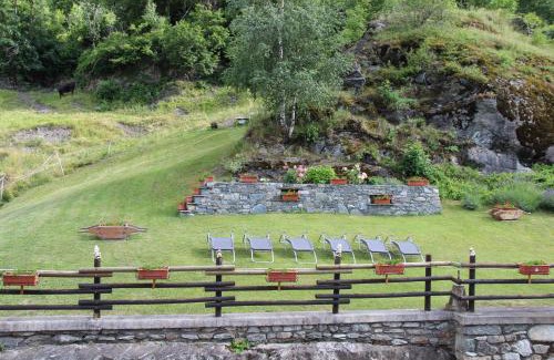 Arvier Hotel | Hotel Col Du Mont