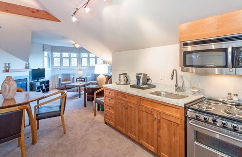 Telluride Apartment | Hotel Columbia