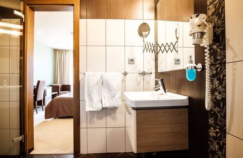 Nitra Hotel | Hotel Comfort with free wellness and fitness Centrum