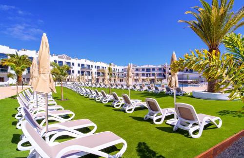 Playa Blanca Hotel | Hotel Cordial Marina Blanca