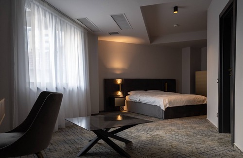 Jibert Hotel | Hotel Cristal
