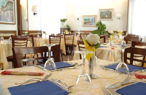 Borgo Maggiore Hotel | Hotel Crocenzi