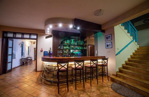 Grodzisk Mazowiecki Hotel | Hotel Cyprus