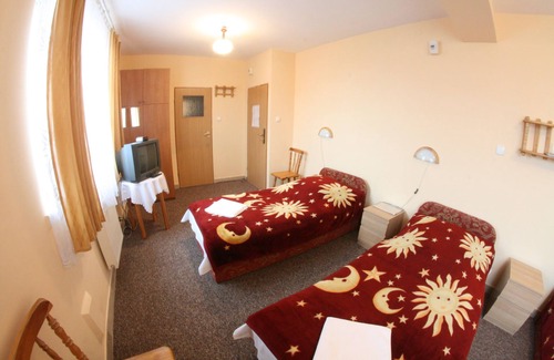 Zwierzyniec Hotel | Hotel Daisy Budget