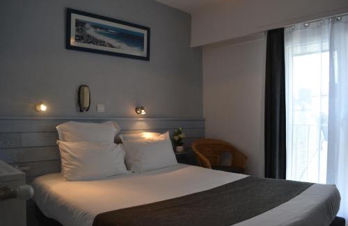Saint-Pierre-Quiberon Hotel | Hotel De Bretagne