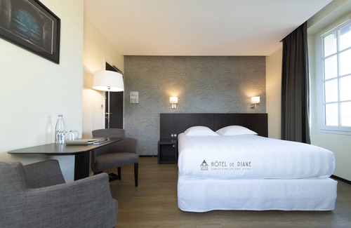 Sables-d'Or-les-Pins Hotel | Hotel De Diane