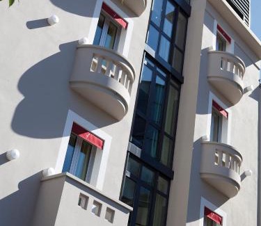 Valence Hotel | Hotel De France