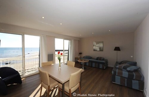 Saint-Pierre-Quiberon Hotel | Hotel De la Plage