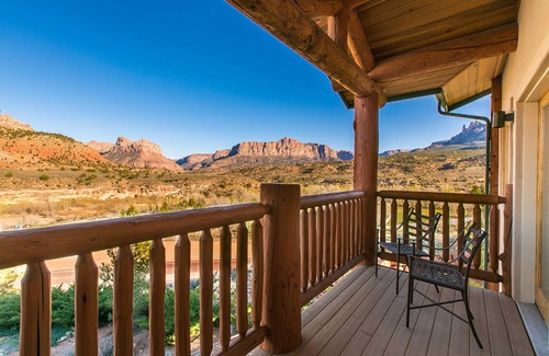 Zion National Park South Entrance Cabin | Hotel De Novo Springdale, Tapestry Collection by Hilton
