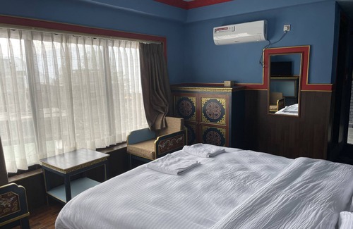 Mustang Hotel | Hotel De Purang
