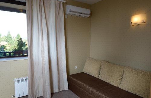 Berkovitsa Hotel | Hotel DEMETRA
