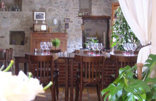 Puybrun Hotel | Hotel Des Arts
